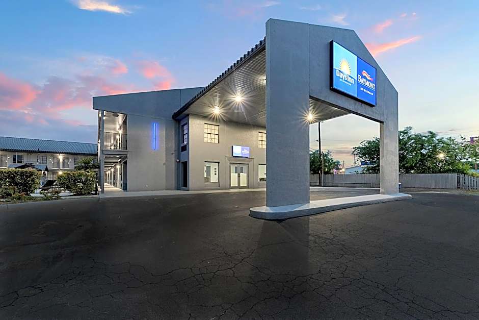 Days Inn by Wyndham San Antonio Near Lackland AFB