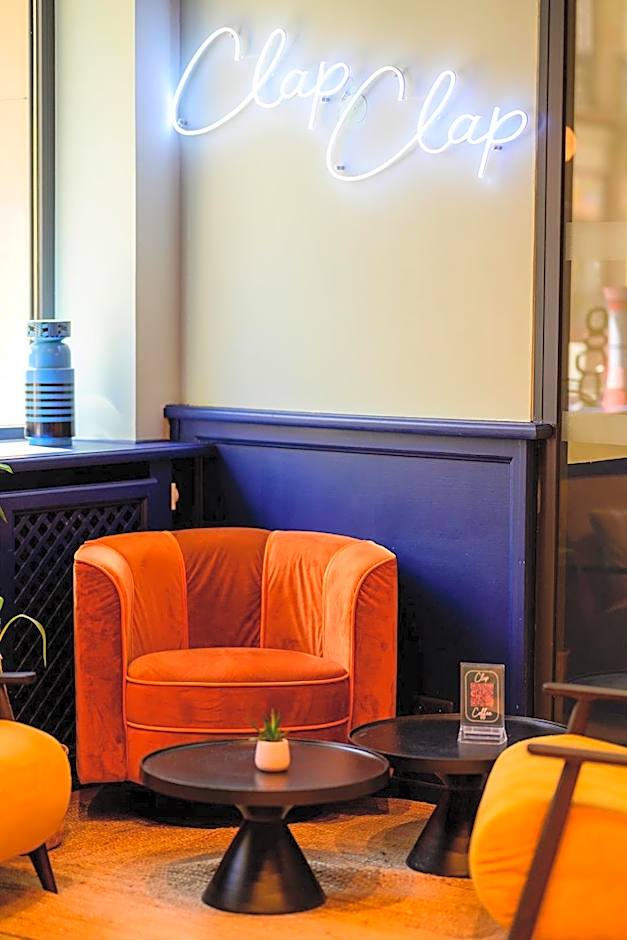 ClapClap Hôtel, Food & Bar