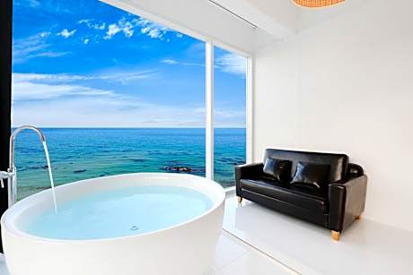 Donghae Eo-jjeo-dal-eo-dal Pension