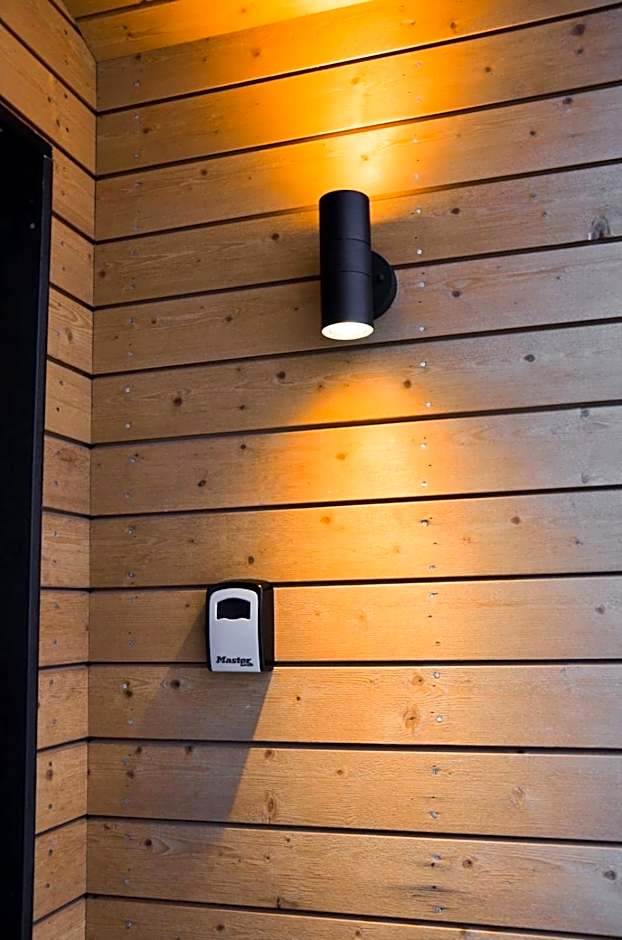 Willa Rauha 1B Peaceful minihouse private Sauna and parking