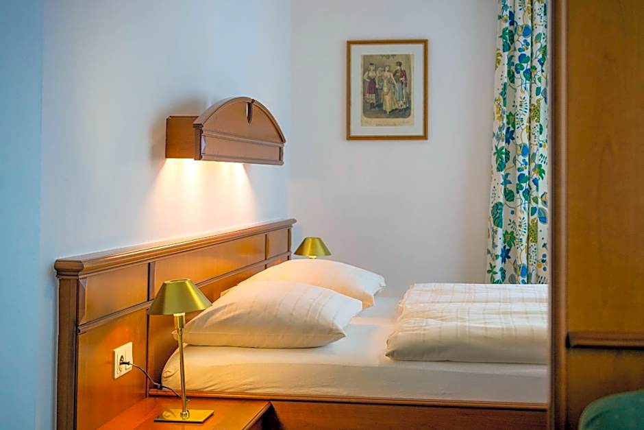 Landhotel Post Ebensee am Traunsee ***S