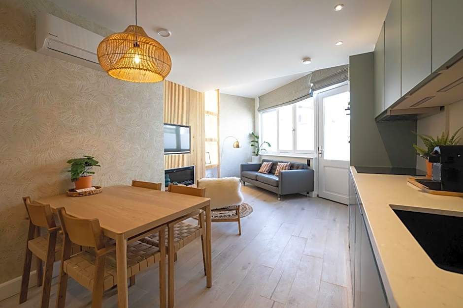 Modern two bedroom apartment close to the beach