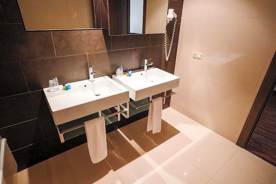 RICE Palacio de los Blasones