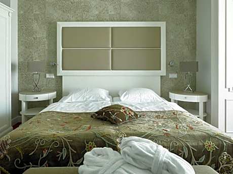 Standard Double  Room