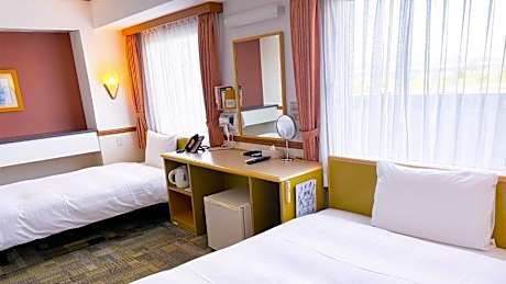 Accessible Twin Room - Non-Smoking