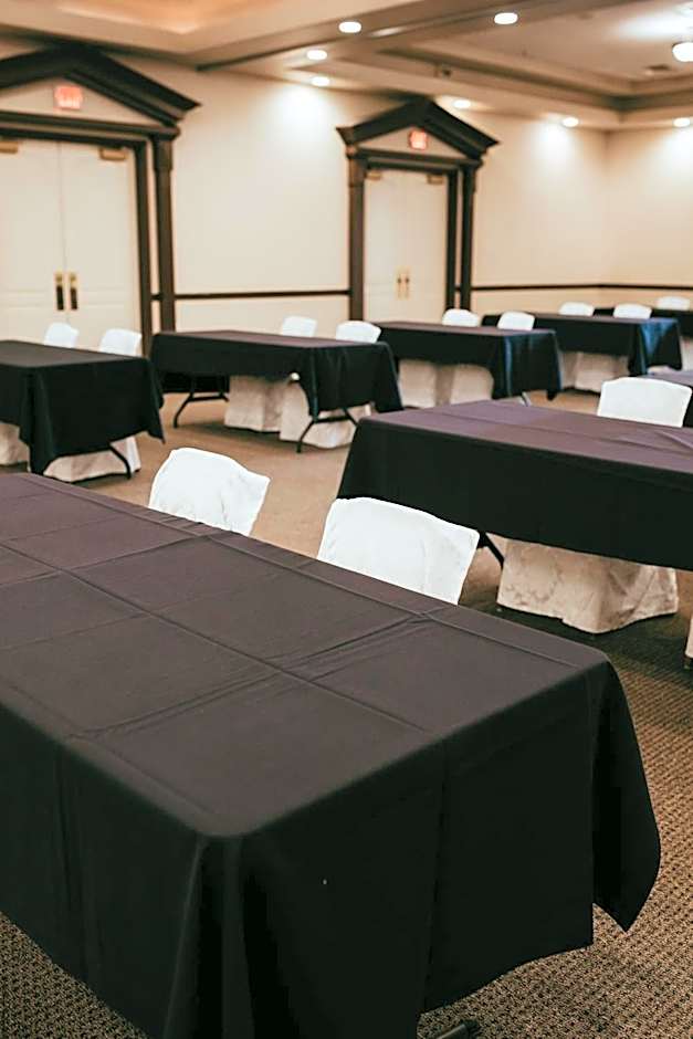 Carson City Plaza Hotel