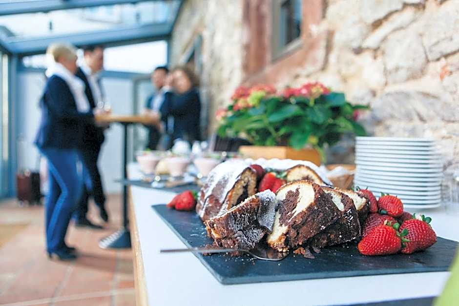 Breuer's Rudesheimer Schloss