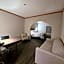 Red Roof Inn & Suites Hinesville