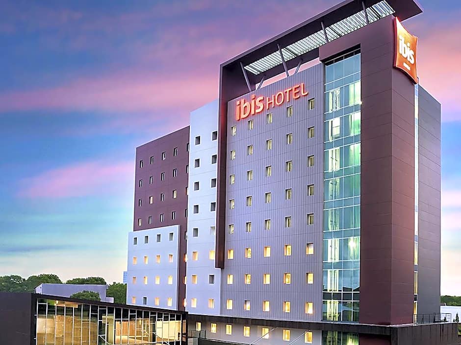 Ibis Makassar City Center Hotel