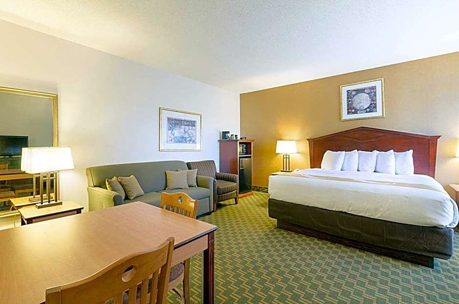 Quality Inn Fairmont