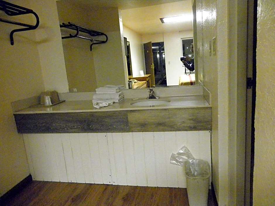 Guest Inn Rogers