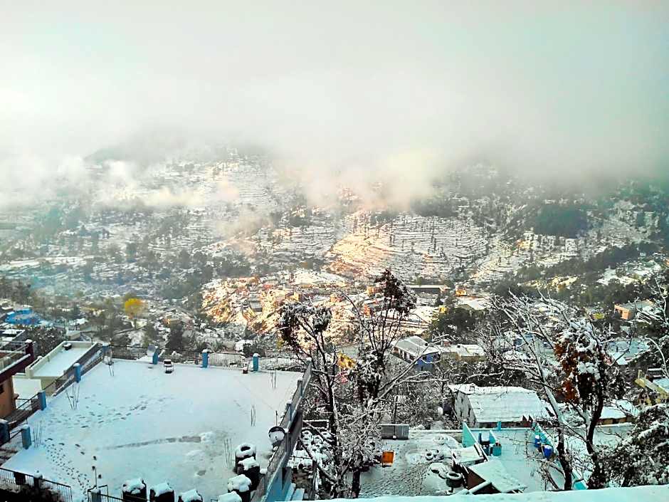 Hotel Shivalik - Best Himalaya View Hotel In Almora