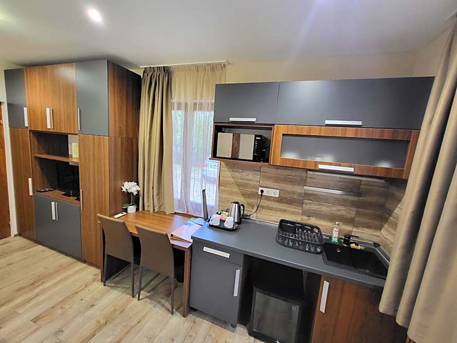 Vén Diófa De Lux Panzió