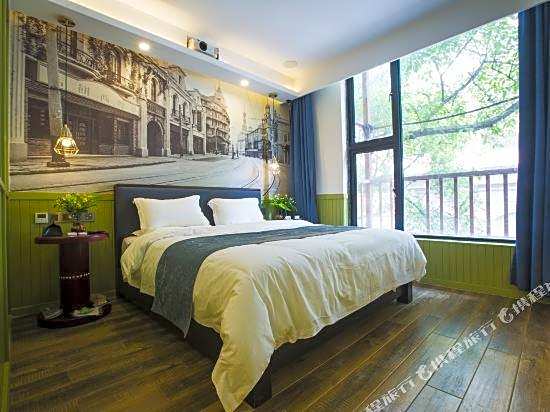 Manhaosi Hotel (Guangzhou Shangxiajiu Pedestrian Street Shamian Scenic Area)