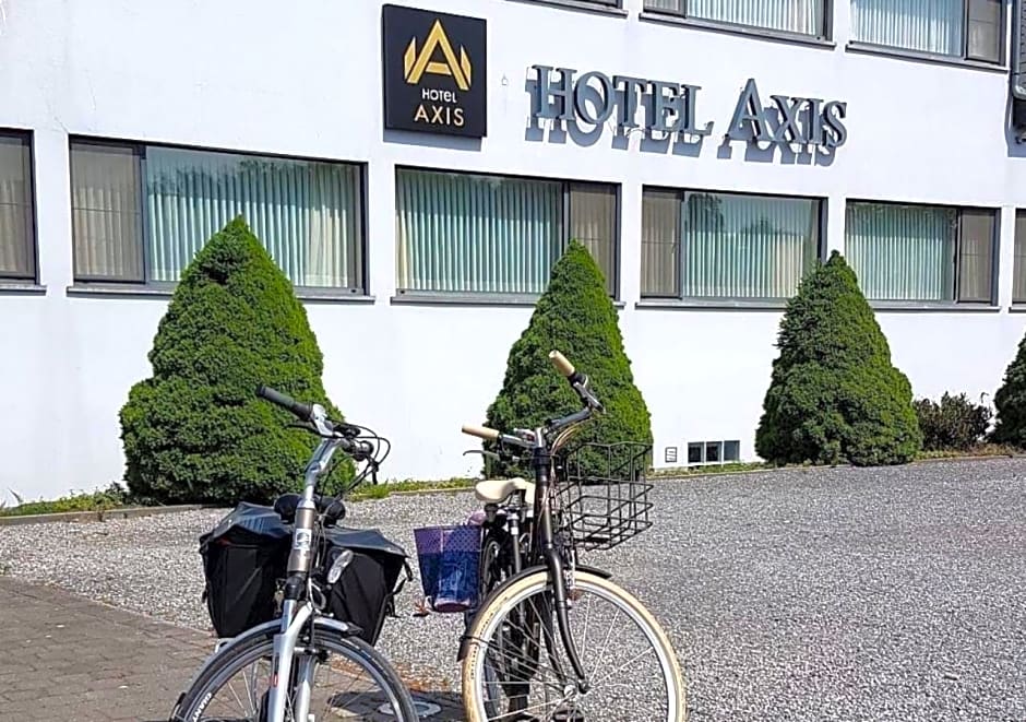 Axis Hotel