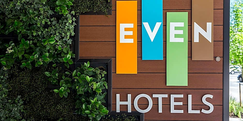 EVEN Hotel Shenandoah - The Woodlands by IHG