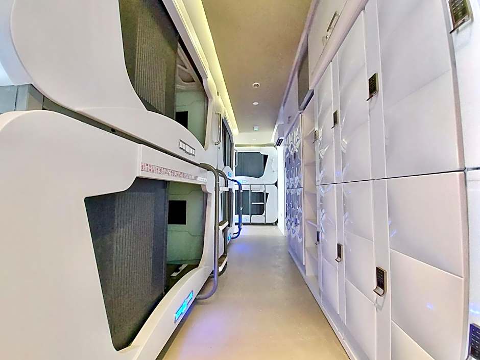 Atypicap Capsule Hostel