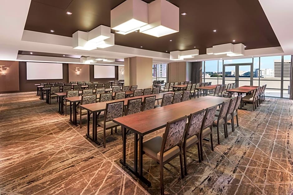 AC Hotel by Marriott Charlotte City Center