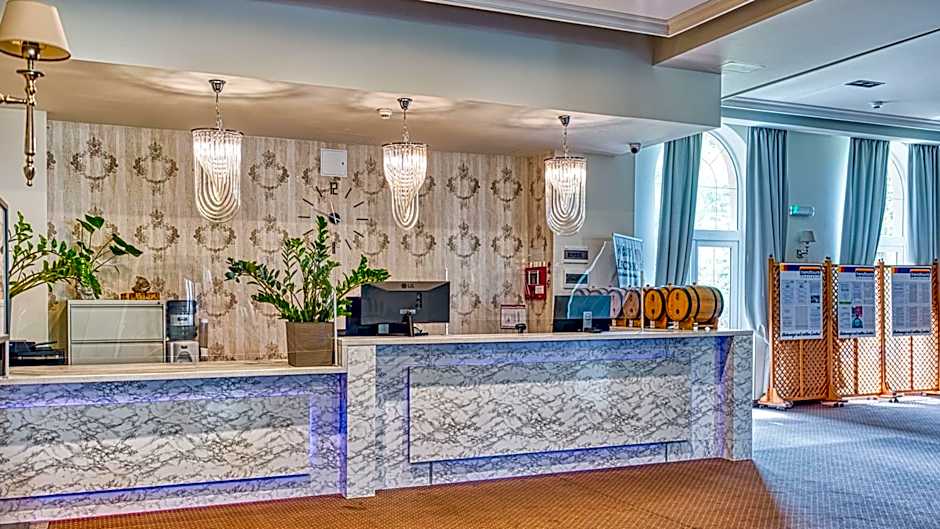 St Lukas Medical & SPA