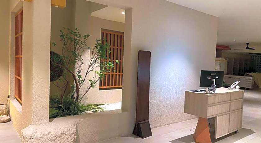 Blanco Apartment Hotel