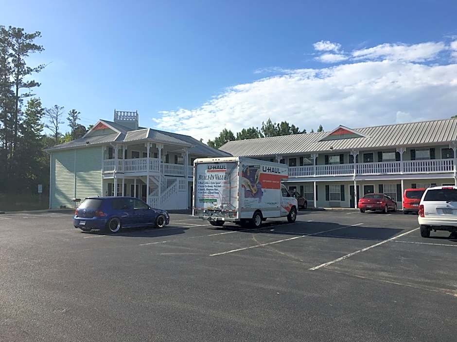 Woodstream Inn