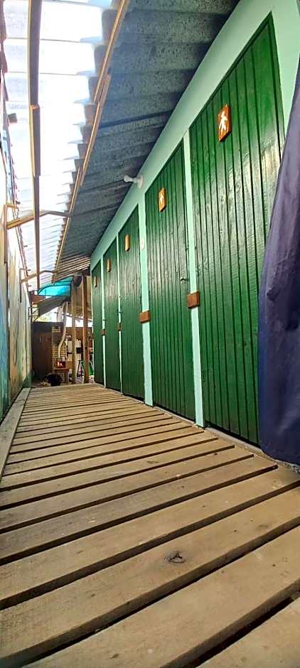 Piratas Cabanas Camping Bar