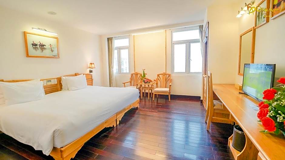 Romance Hotel