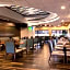 Holiday Inn Hotel & Suites Warren by IHG