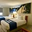 Days Inn & Suites by Wyndham Arlington Heights