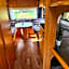 Ruime caravan op gezellige minicamping