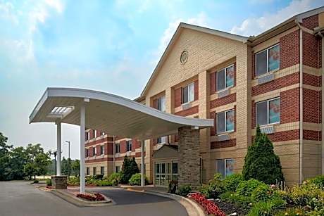 Fairfield Inn & Suites by Marriott Detroit Farmington Hills