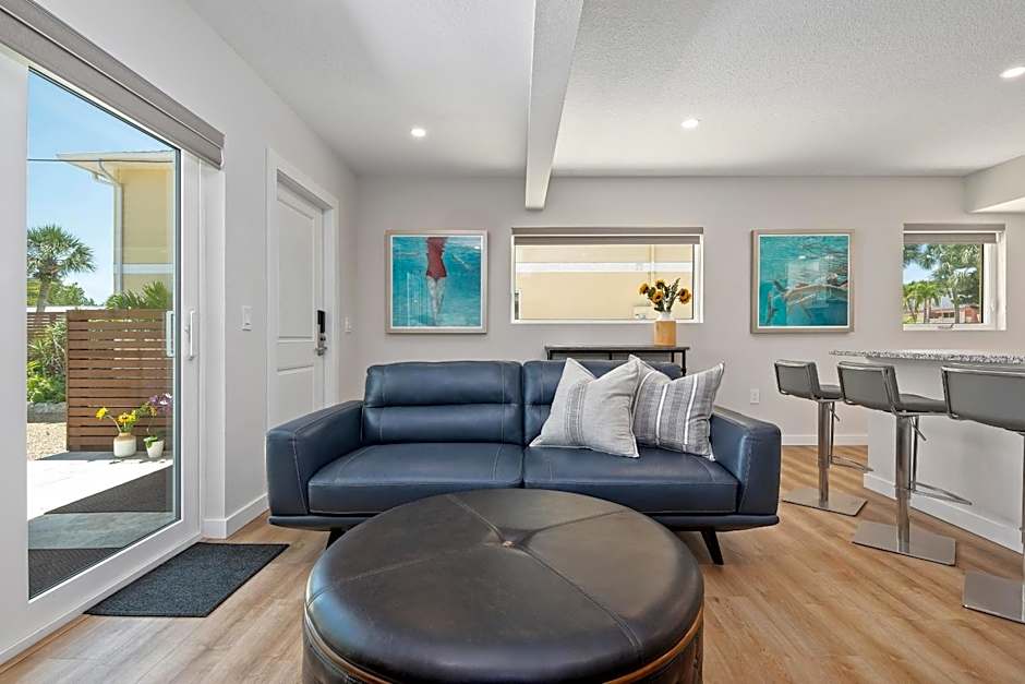 Escape Coastal Resort on Casey Key