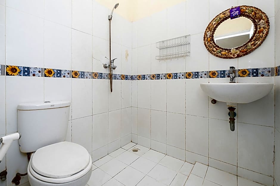 RedDoorz Plus @ Grace Residence Surabaya