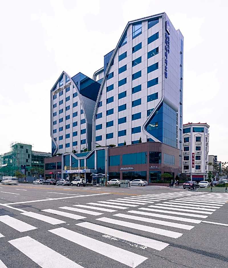 Fontana Beach Hotel
