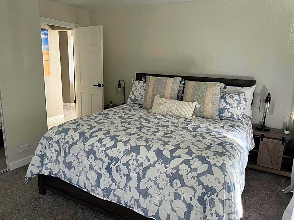Stunning Views Best location in Hilo 2BR modern Condo