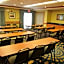 Holiday Inn Express & Suites Chicago West-Roselle By IHG