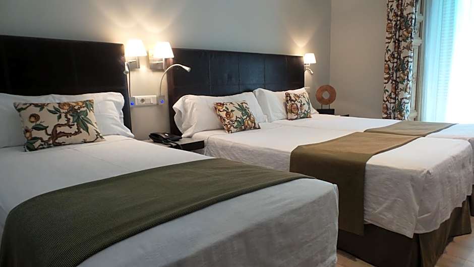 Hotel Moderno Puerta del Sol