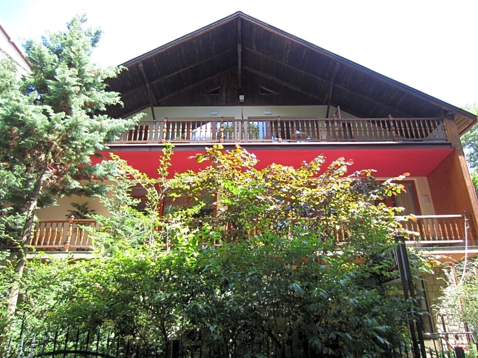 Willa M cisza w centrum miasta