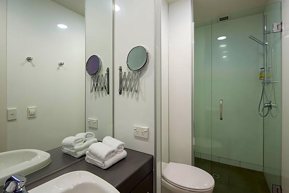 Marina Apartments - Element Escapes