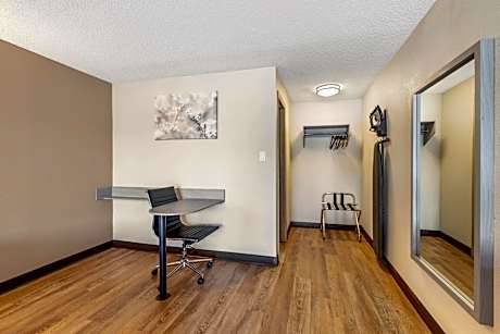 Superior King Room Non-Smoking