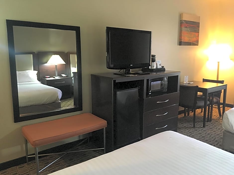 Holiday Inn Express Hotel & Suites Albemarle