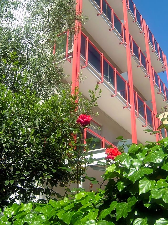 NOIDUE Hotel