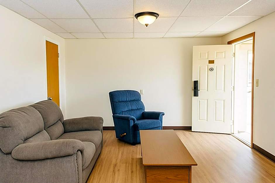 Homestead Inn Wolf Point Hwy 2