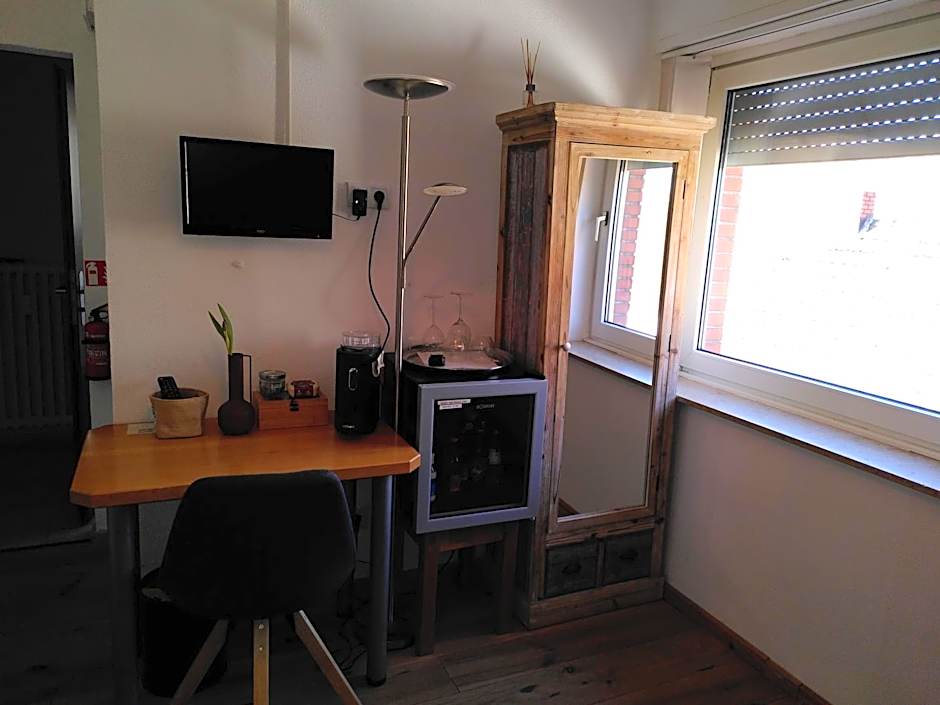 ZUR POST - HÜLCHRATH