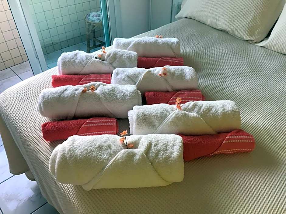 Apto Vista Mar 50m da Praia com estacionamento - O Cantinho da Sol