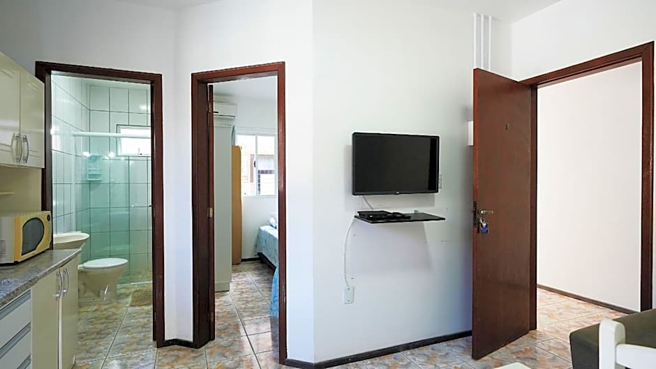 Residencial Adolfo - Mestre Naro