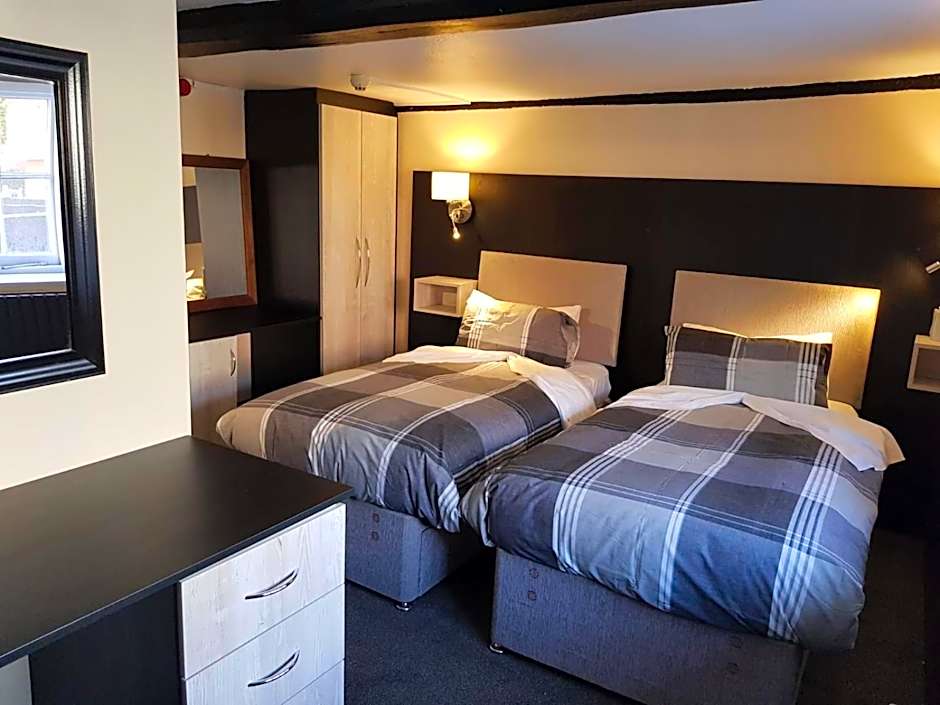 The Old Black Horse Inn