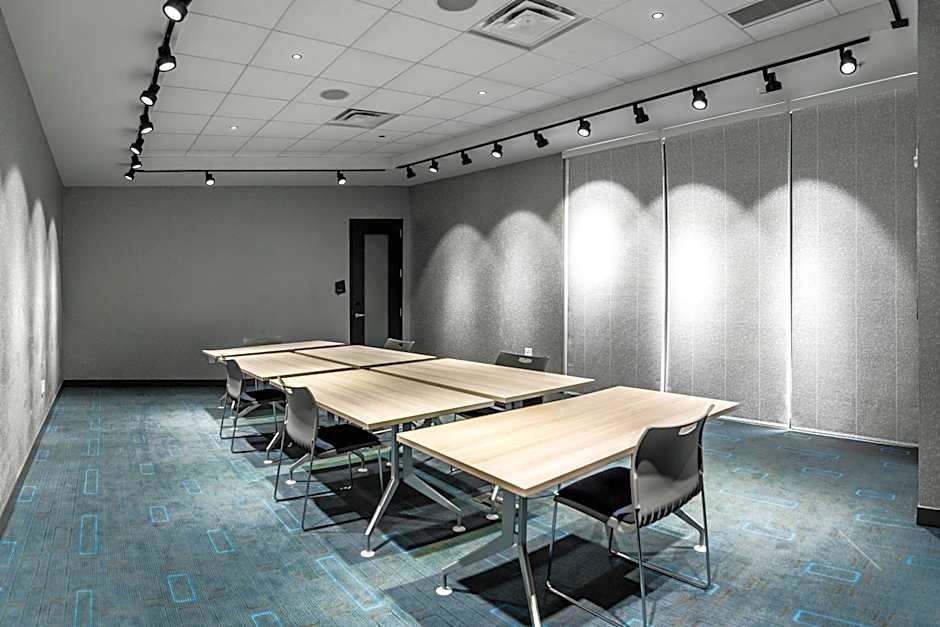 Aloft Columbus Easton