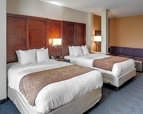 2 Queen Beds, Suite, Non Smoking
