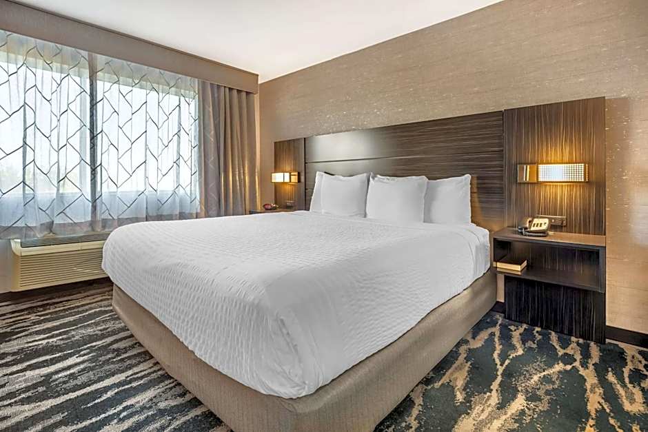 Best Western Plus North Las Vegas Inn & Suites